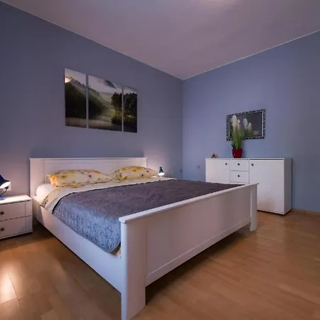 Apartamento With Parking Space Biograd Na Moru, Biograd - 25399